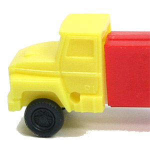 PEZ - Trucks - Series D - Cab #R1 - Yellow Cab - B
