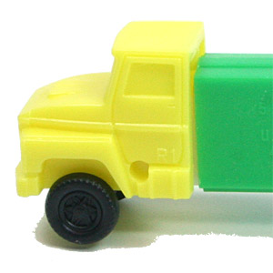 PEZ - Trucks - Series D - Cab #R1 - Yellow Cab - B