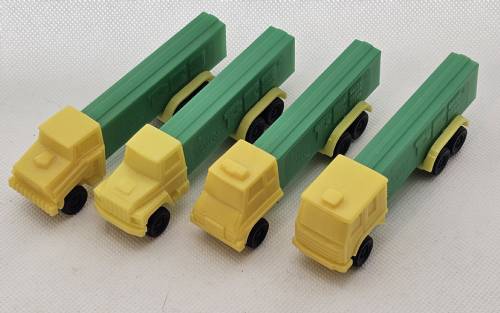 PEZ - Trucks - Series D - Cab #R4 - Yellow Cab - B