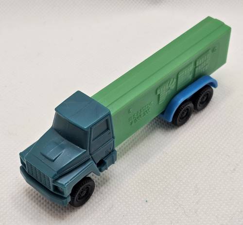 PEZ - Trucks - Series D - Cab #R1 - Blue Cab - B