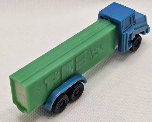 PEZ - Trucks - Series D - Cab #R2 - Blue Cab - B