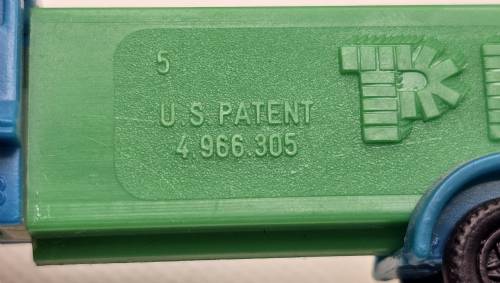 PEZ - Trucks - Series D - Cab #R3 - Blue Cab - B