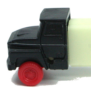 PEZ - Trucks - Misfits - Cab #R1 - Black Cab, Red Wheels - B