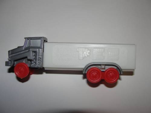 PEZ - Misfits - Joe's trucks - Cab #R2 - Silver Cab, Red Wheels - B