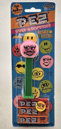 PEZ - Funky Faces - Funky Faces - Batting Lashes