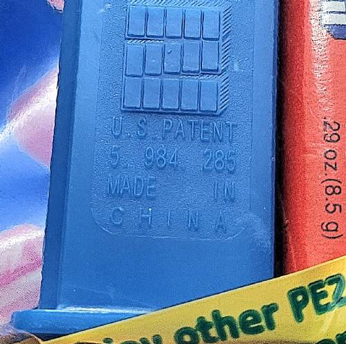 PEZ - Super Heroes 2011 - Marvel - Captain America - Blue Hood - B