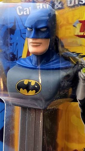 PEZ - Super Heroes - Justice League - DC - Batman - blue hood - D