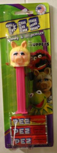 PEZ - Animated Movies and Series - Muppets - 2012 - Miss Piggy - C