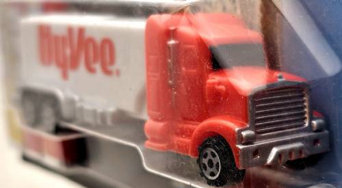 PEZ - Trucks - Advertising Trucks - HyVee - Truck - Red cab