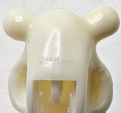 PEZ - PEZ Miscellaneous - Icee Bear - Ivory Head, White Face, No Mark, Smooth Eyes