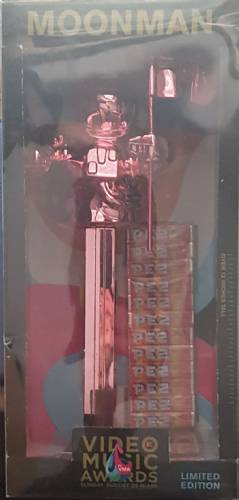 PEZ - Giant PEZ - Events - MTV Moonman - Pink