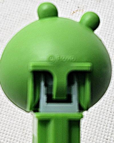 PEZ - Animated Movies and Series - Angry Birds - Pig