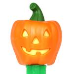 PEZ - Pumpkin E  on green