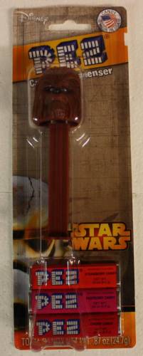 PEZ - Series D - Chewbacca - dark shiny brown - Lucasfilm - B