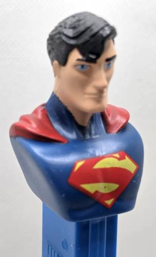 © Bryan Whalen PEZ - Justice League - DC - Superman - black curl, blue straight scarf - B