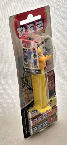 PEZ - Animated Movies and Series - Angry Birds - 2016 - Chuck