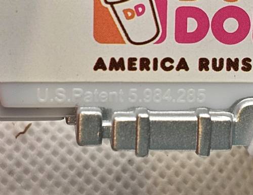 PEZ - Advertising Dunkin' Donuts - Truck - Orange cab