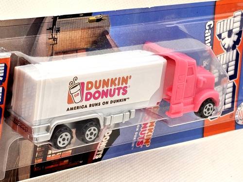 PEZ - Advertising Dunkin' Donuts - Truck - Pink cab