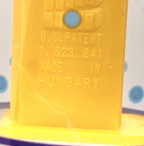 PEZ - Easter - Egg - with lamb