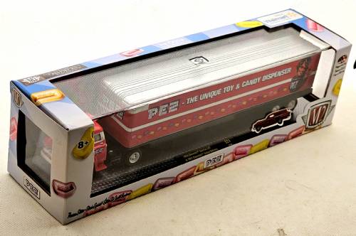 PEZ - M2 Machines - Serie 1 - 1958 Chevrolet Spartan LCF