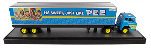 PEZ - Collectible Trucks - M2 Machines - Serie 1 - 1964 Ford C-950