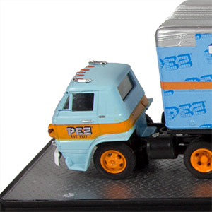 PEZ - Promo Trucks - M2 Trucks - Serie 2 - 1969 Dodge L600