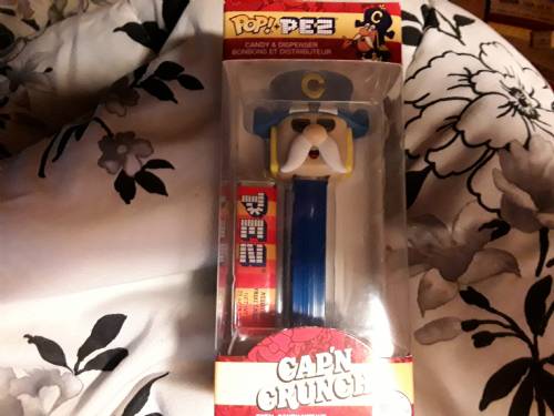 PEZ - Ad Icons - Cap'n Crunch - BlueHat,BlueStem