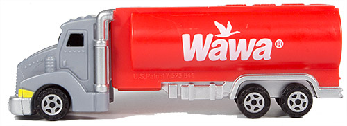 PEZ - Advertising Wawa - Tanker - Grey cab - 2018