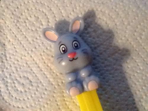 PEZ - Easter - Mini Gift Egg - Bunny - Mini Full Body Pink - H