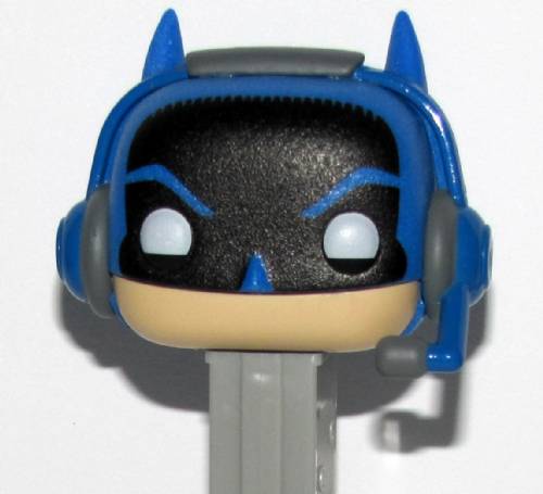 PEZ - DC Comics - GameStop - Batman (Gamer) - GITD