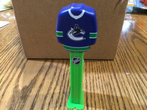 PEZ - Sports Promos - NHL - Jerseys - Vancouver Canucks